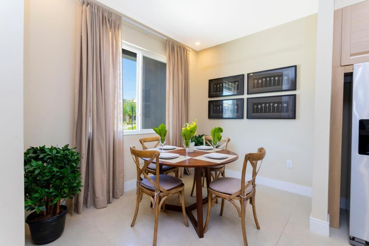 Stunning 4 Bd Close To Disney @ Magic Village 3247 Orlando Extérieur photo